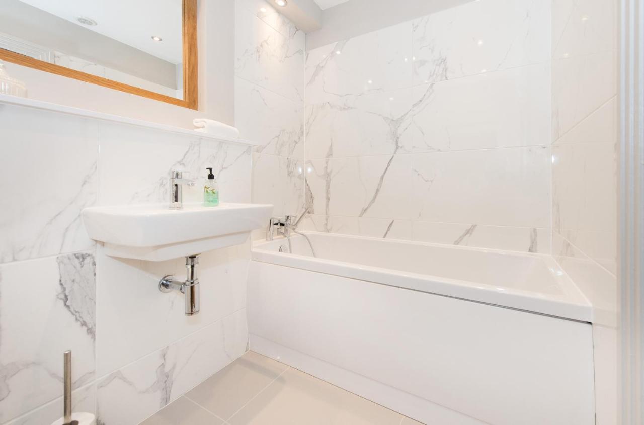 Harrogate Serviced Apartments Экстерьер фото