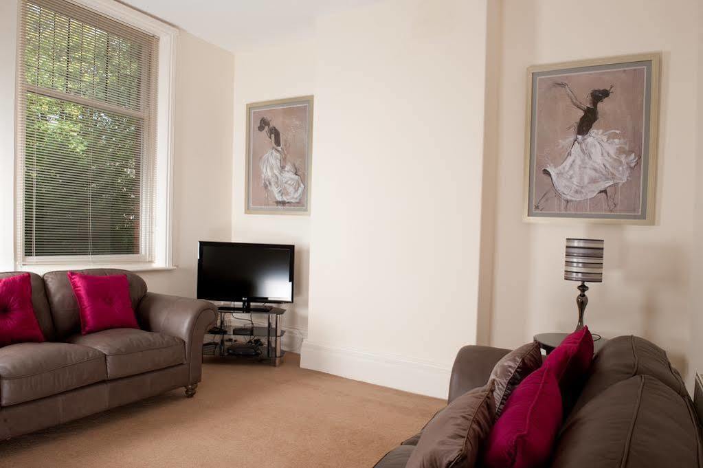 Harrogate Serviced Apartments Экстерьер фото